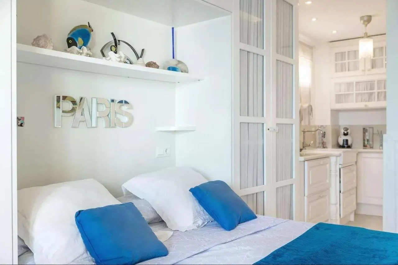 Estudio-Primera Linea De La Playa Marbella Apartment
